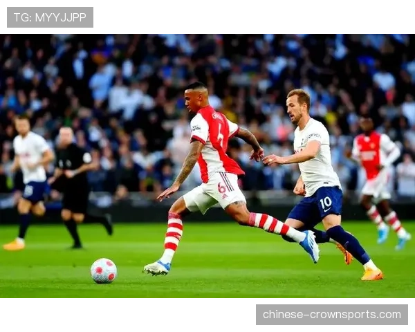 热刺防守转换决策失误 被阿森纳快速反击打穿中场拦截线